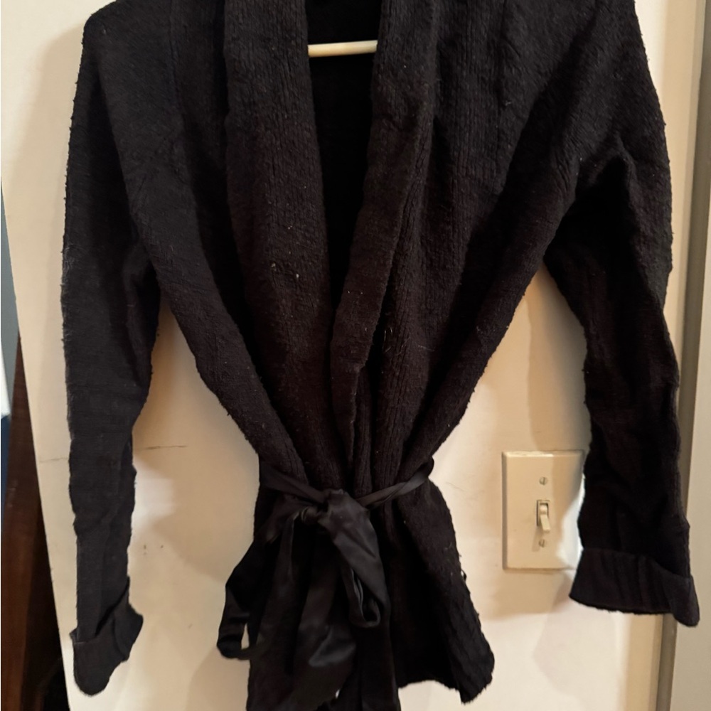 GAP black women’s knit cardigan with ribbon belt